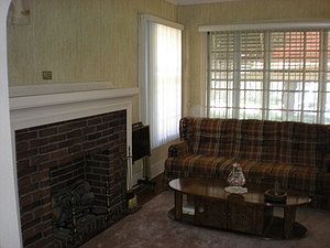 2nd image of 5850 W Warwick Ave