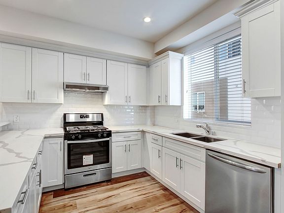 2nd image of 7327 Kester Ave APT 2