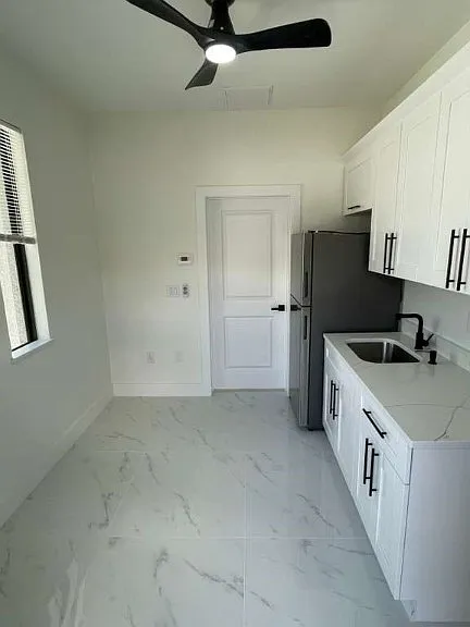 528 Raintree St E — Photo 5