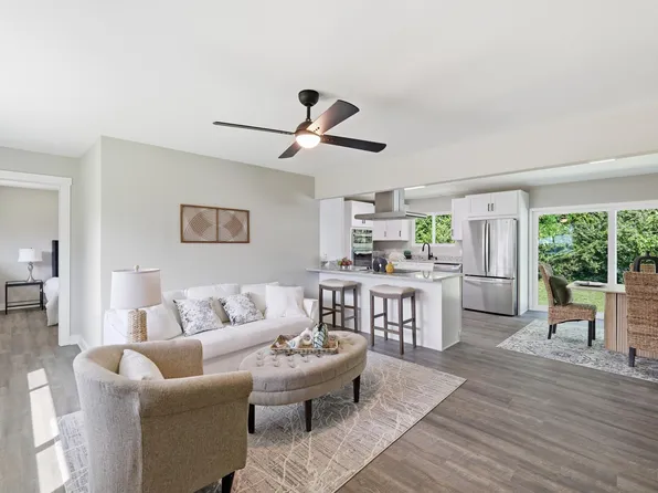 13 Phillips Dr, Fort Oglethorpe, GA 30742