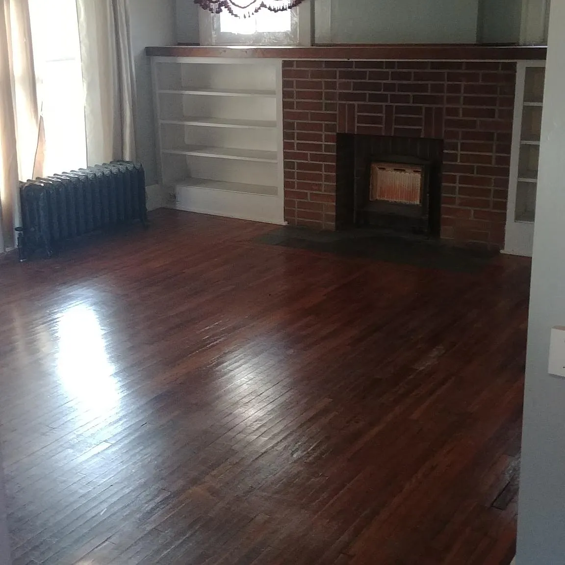 2848 Maple Ave — Photo 3