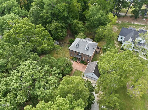 304 Kite Dr, Fuquay Varina, NC 27526
