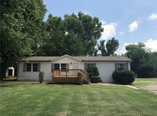 11921 SW 26th St, Yukon, OK 73099