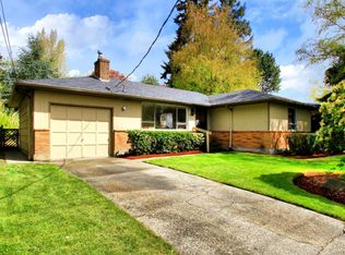 3616 SW 106th St, Seattle, WA 98146