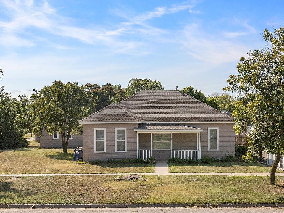 208 N Peabody St, Nickerson, KS 67561 MLS 48910 Zillow