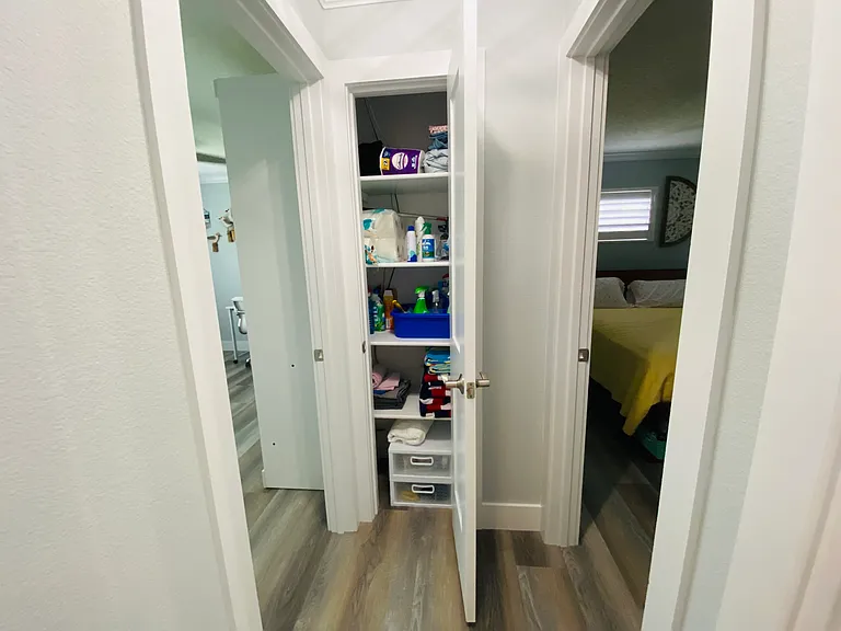 4439 Saxon Dr — Photo 12