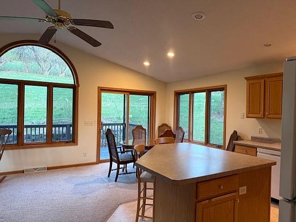 5th image of 73 Rivers Ln