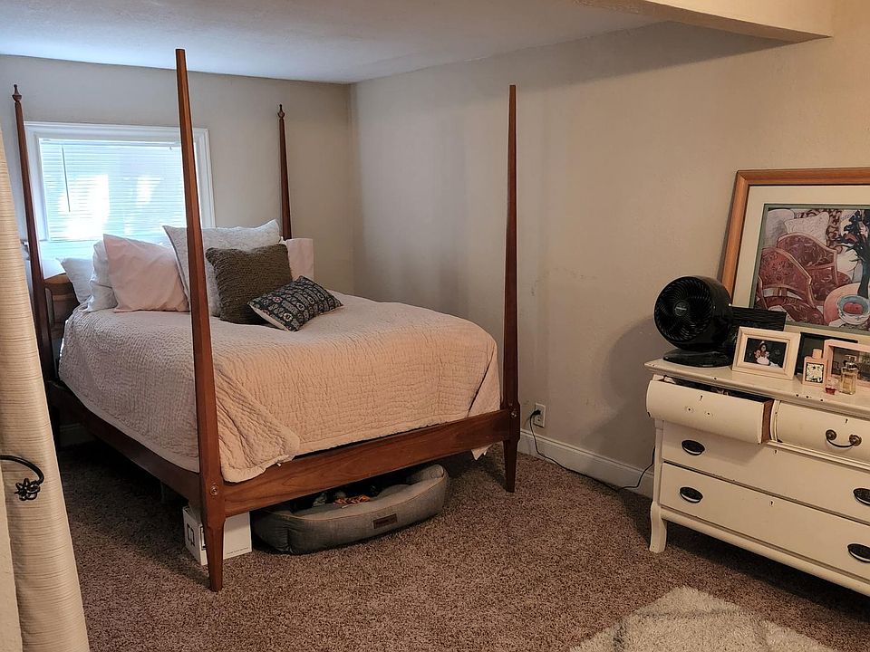 2nd image of 2637 Persa St