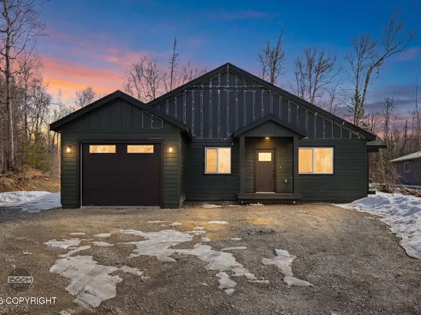 8910 S Polaris Ln, Wasilla, AK 99623