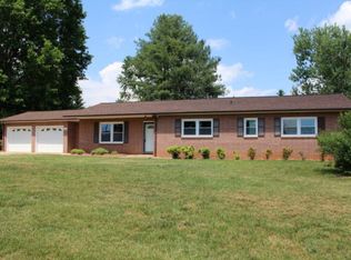 2307 Briarwood St SW, Lenoir, NC 28645