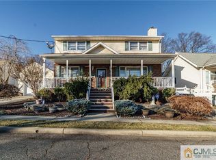 207 Summit Ave, Fords, NJ 08863