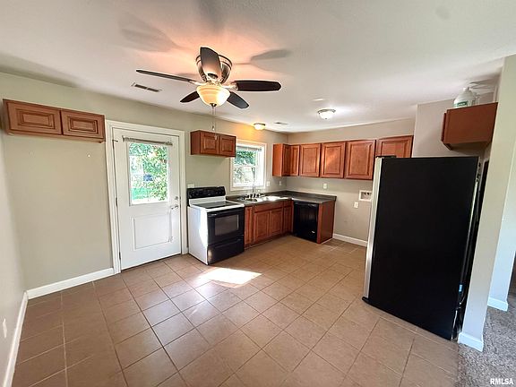 4th image of 1024 S 16th St