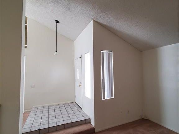 4th image of 370 El Pico Dr