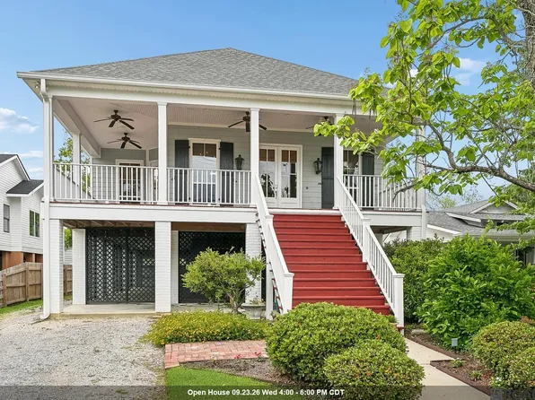 222 Lafitte St, Mandeville, LA 70448