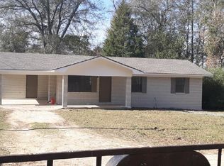 1075 Pine Grove Rd, Waynesboro, MS 39367