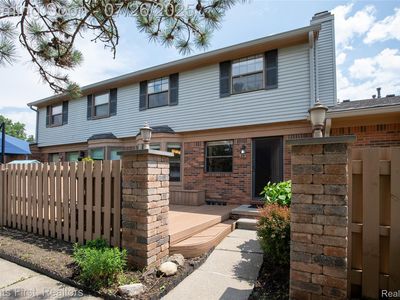 1891 Vine Way Dr APT 29, Canton, MI, 48188