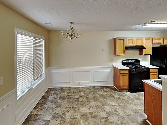5th image of 757 Shadow Lake Dr