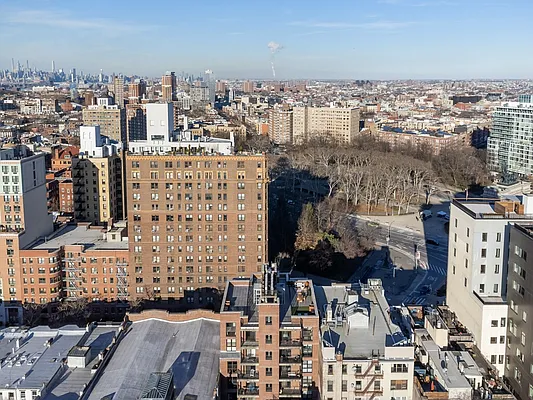 Sold by Keller Williams Realty Empire | media 28