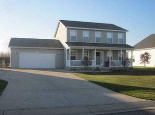 2865 Laurel Park Dr, Saginaw, MI 48603