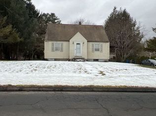 526 Toll Gate Rd, Berlin, CT 06037