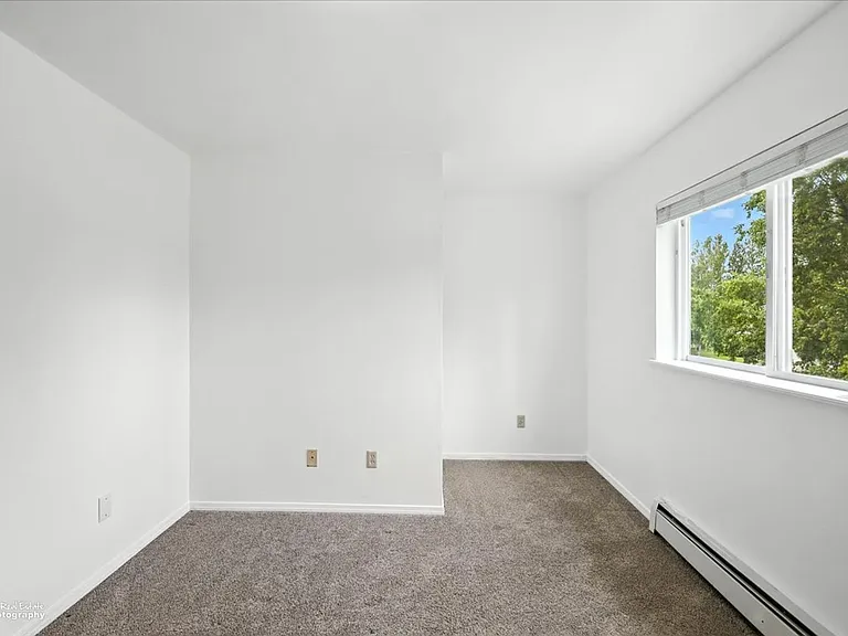 11480 E Crimsonview Dr — Photo 35