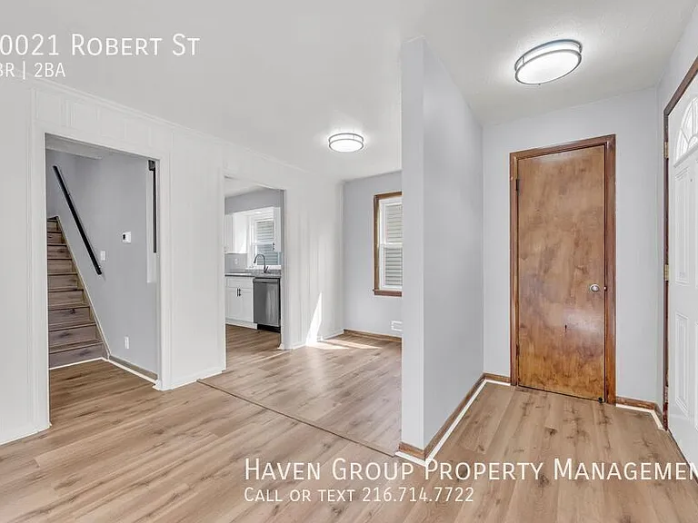 30021 Robert St — Photo 6