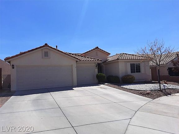 2nd image of 1635 Hacienda Horse Ct