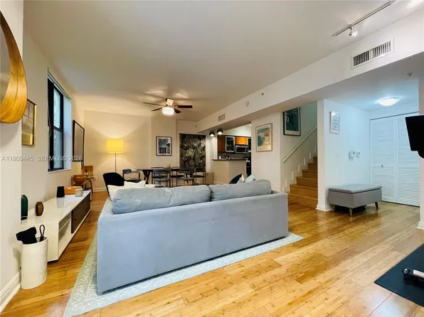 888 S Douglas Rd APT 119, Coral Gables, FL 33134