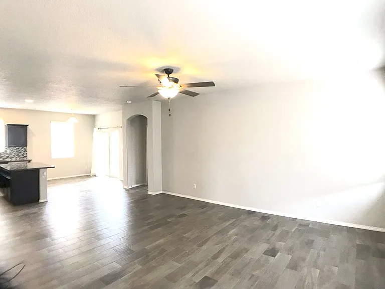 1748 Valle Vista Rd NW — Photo 5