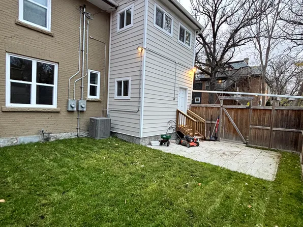 171 Eugenie St #2, Winnipeg, MB R2H 0X9