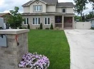 7722 W 81st St, Bridgeview, IL 60455