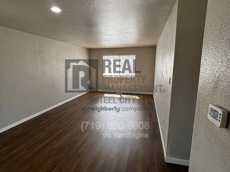 326 W Golden Eagle Way — Photo 15