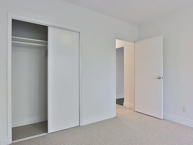 494 Avenue Rd #B — Photo 8