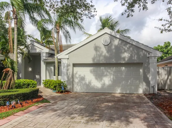 30 Governors Court, Palm Beach Gardens, FL 33418