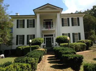 418 Oak St, Somerville, TN 38068