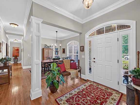 5th image of 2554 Cardigan Dr
