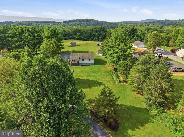2756 Ridge Hollow Rd, Edinburg, VA 22824