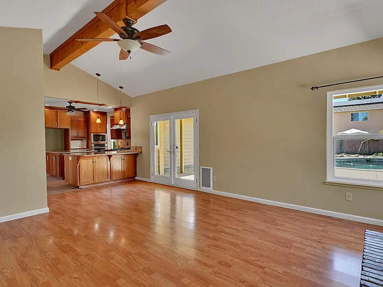 722 Mariner Loop — Photo 19