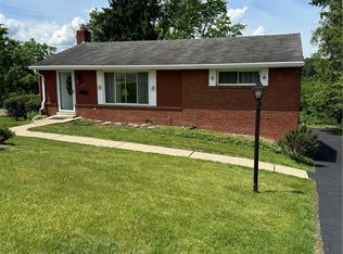 200 Arla Dr, Pittsburgh, PA 15220