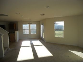 2nd image of 3367 Castle Dr