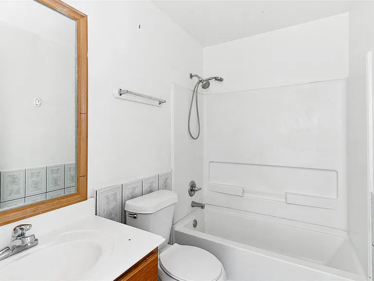 7938 Chatham Springs Ln — Photo 18
