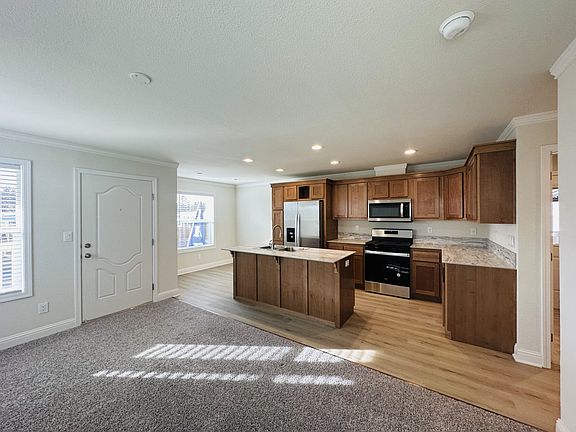 5th image of 10131 Daisy King Dr #62
