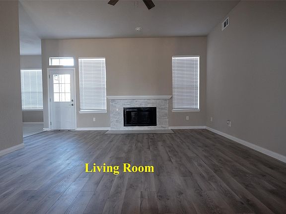 2nd image of 4606 Clay Dr