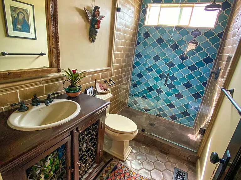 Bathroom #2