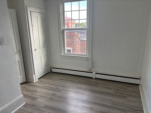 5th image of 114 S Front St #3S
