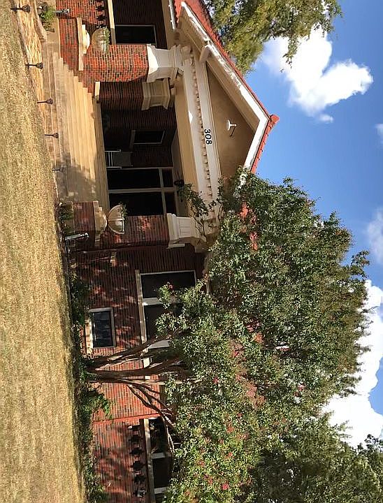 2nd image of 308 W College Ave