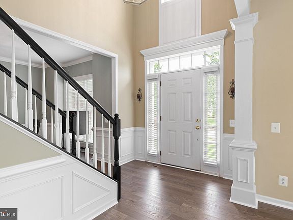 3rd image of 6399 Cedar Brook Ln