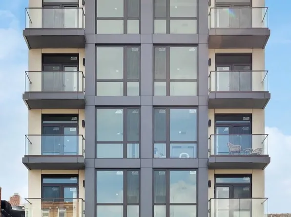 11-52 44th Drive image 15 of 15