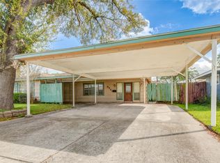 8565 Ridgepoint Dr, Houston, TX 77055