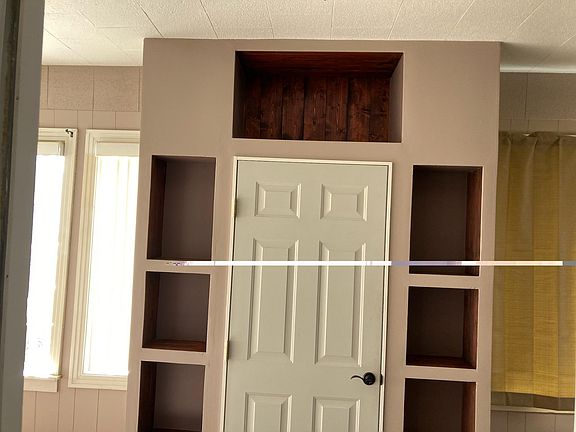 3rd image of 601 Santa Fe Ave